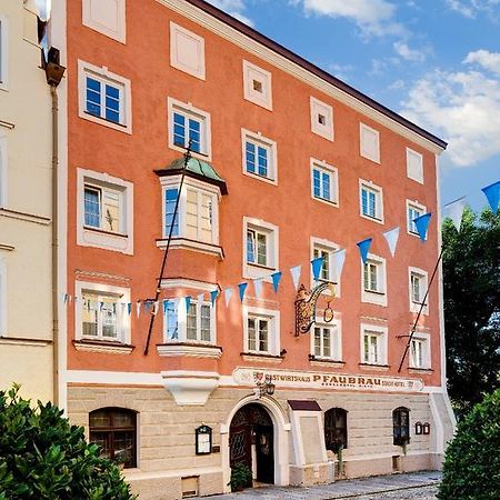 Altstadt- Und Businesshotel Pfaubraeu - Brauereigasthof - Fruehstuecksbuffet - Kostenfreie Radgarage - Hunde Willkommen Тростберг ан дер Алц Екстериор снимка